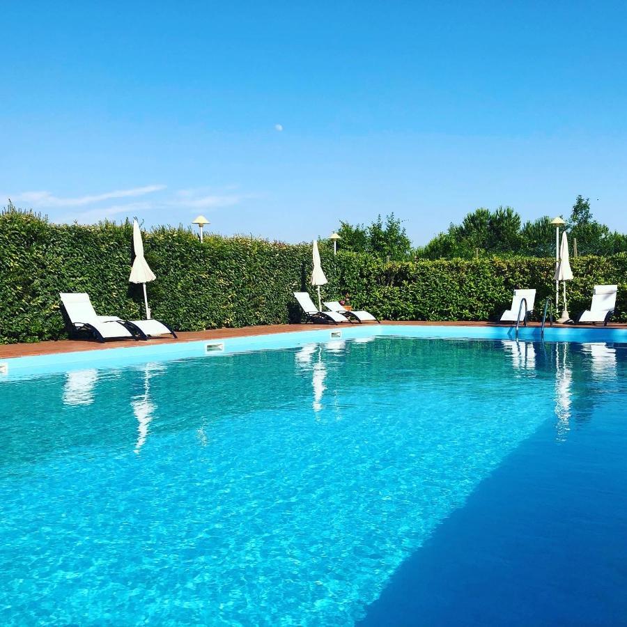 Villa Lavinia B&B Montescudaio Exterior foto
